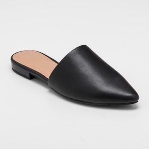 Target’s A New Day Black pointed toe mule NWOT